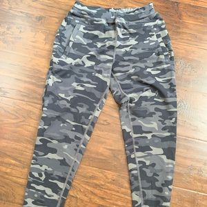 Alphalete Gray Camo Joggers
